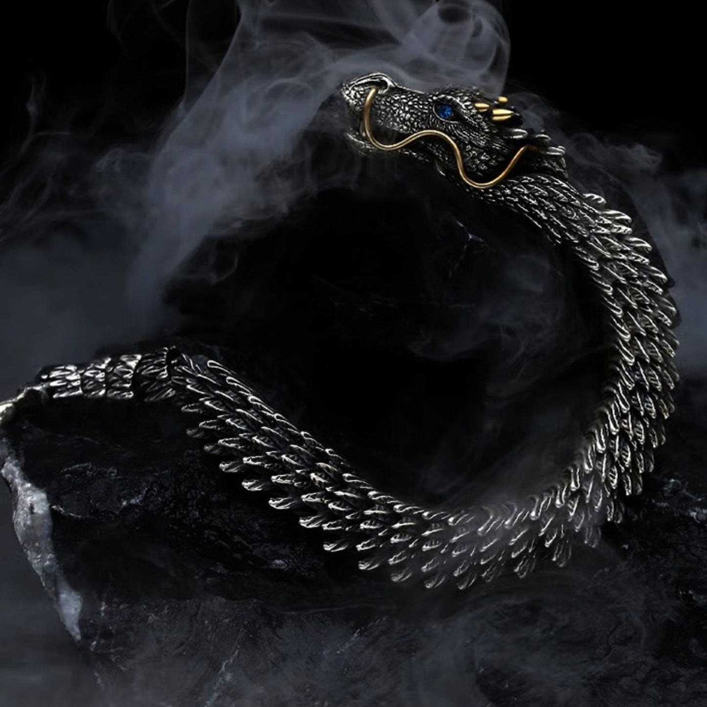 Dragon's Embrace Draak Armband | Voor Kracht en Mystiek