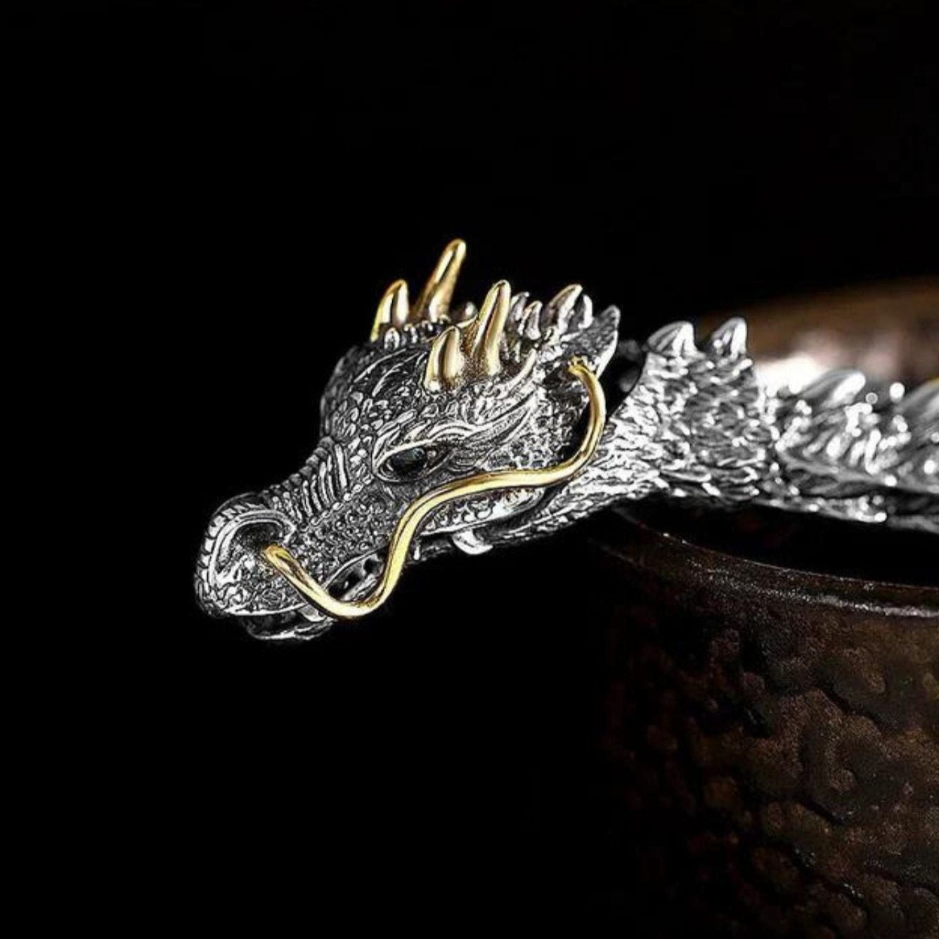 Dragon's Embrace Draak Armband | Voor Kracht en Mystiek